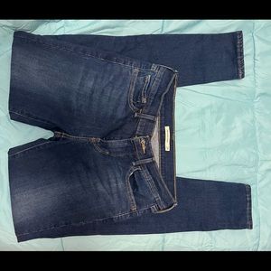 Levi’s 710 skinny Jean
